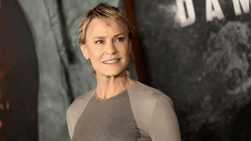 Robin Wright, The Girlfriend