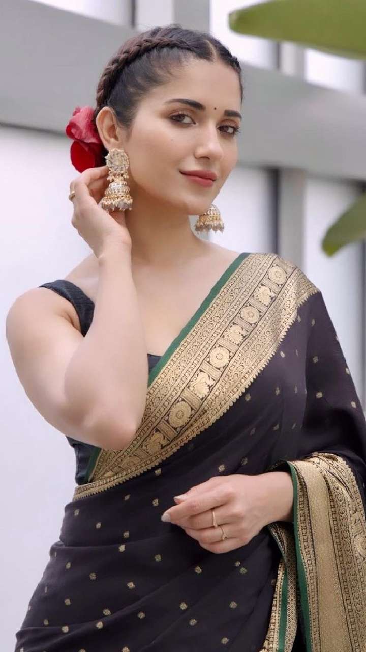 5 Beautiful Hairstyles By Ruhani Sharma For Sarees