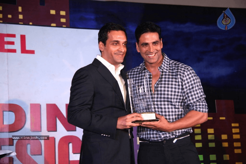 akshay kumar Zee cine awards