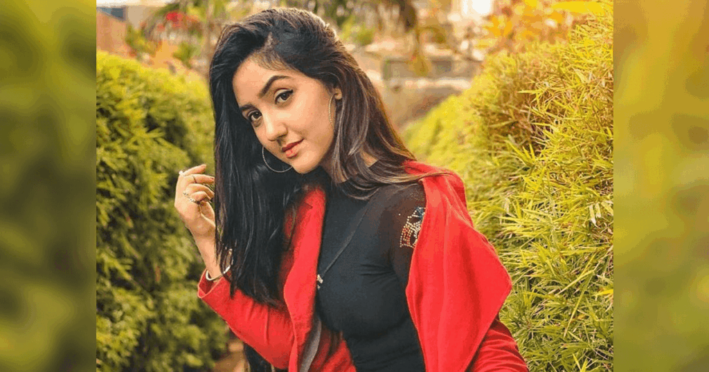 Ashnoor Kaur Age, Height, Boyfriend, Family, Biography, Career & Net Worth 2 Ashnoor Kaur