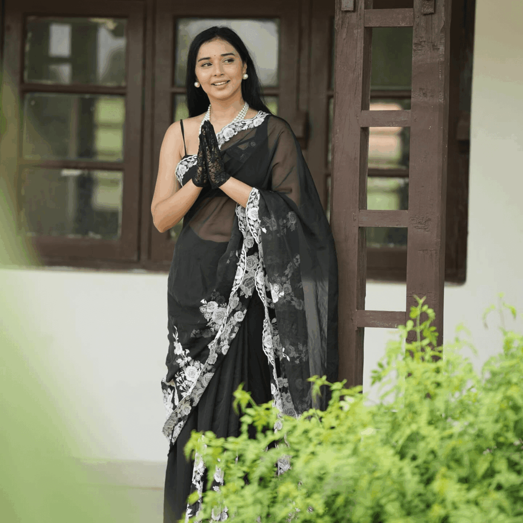 Who is Tanya Mittal? Net Worth, Biography, Husband Name, Family, Age, Relationship 14 Tanya Mittal Social Media